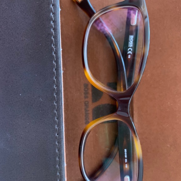Hugo Boss eyeglasses frames - Picture 1 of 7